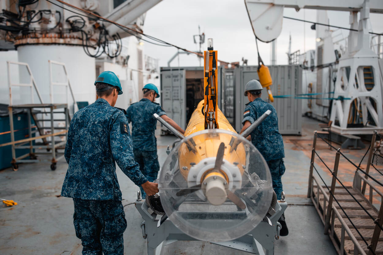 Lissabon, September 2024.Op de N-Sea GeoSea beoefent de koninklijke marine nieuwe onderwaterdrones. Op Zr Ms Johan de Witt beoefent men nieuwe en bestaande vliegende drones in het kader van oefening REPMUS
