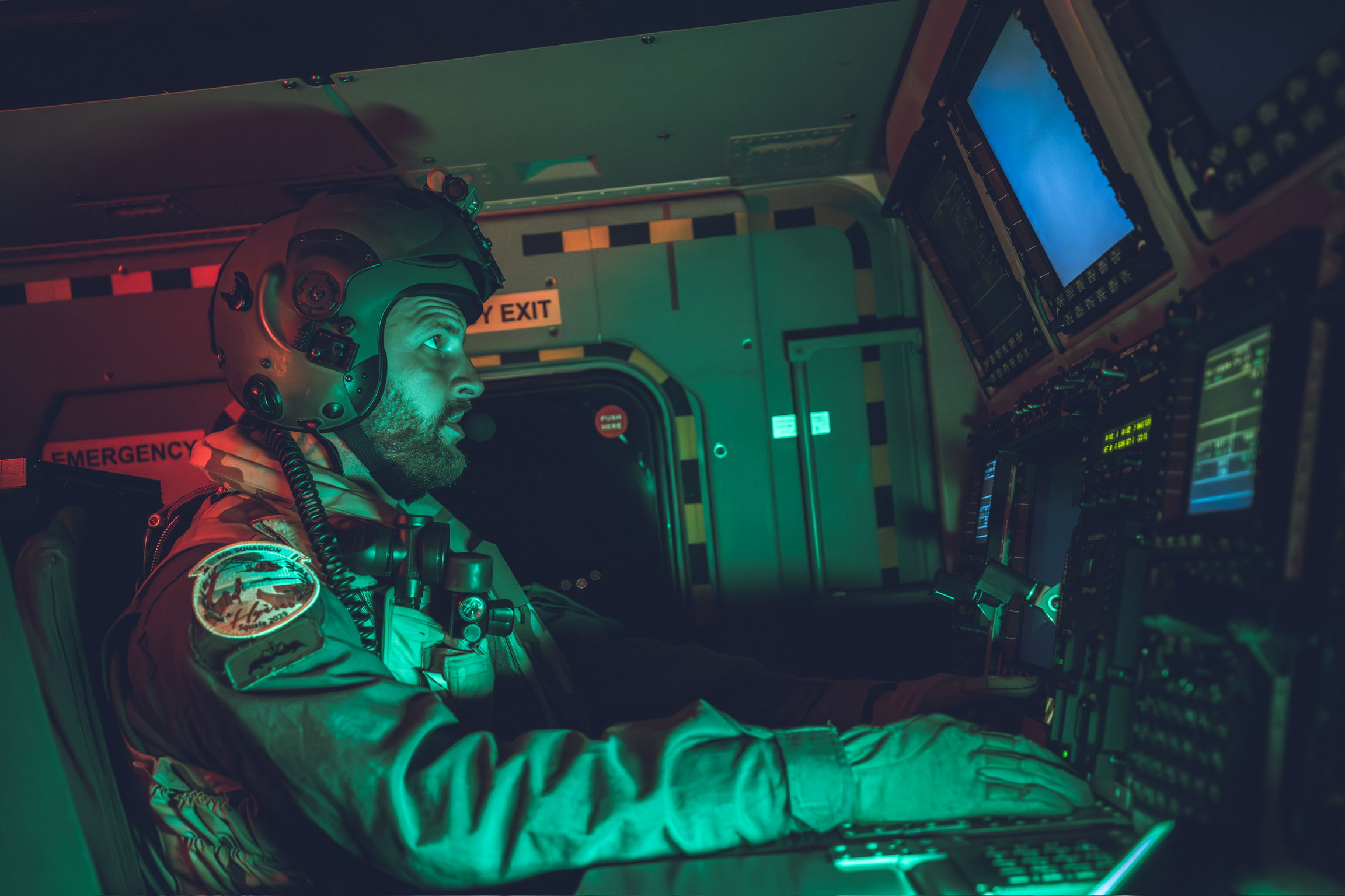 Hyéres, Mei 2025.Nederlandse NH90 helikopters trainen met hun Franse counterparts in het zoeken naar onderzeeboten tijdens oefening Squale 2025.